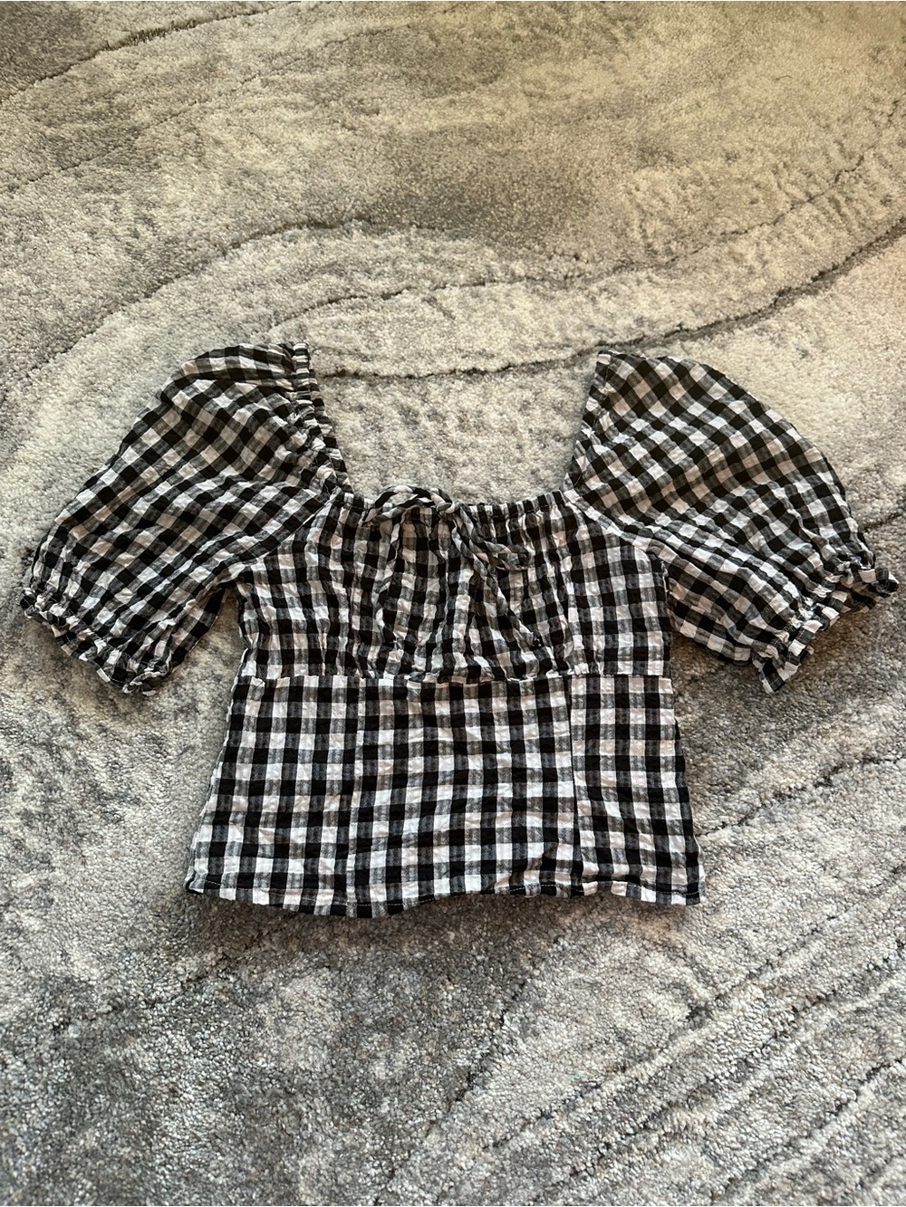 Vero Moda Black and White Gingham Puff Sleeve Crop Top